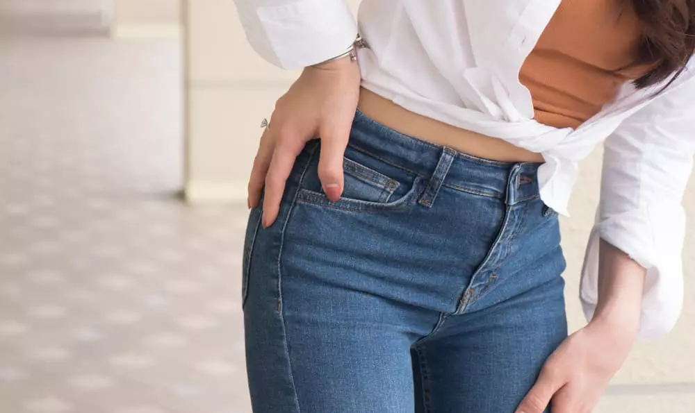 骨盤が気になる女性